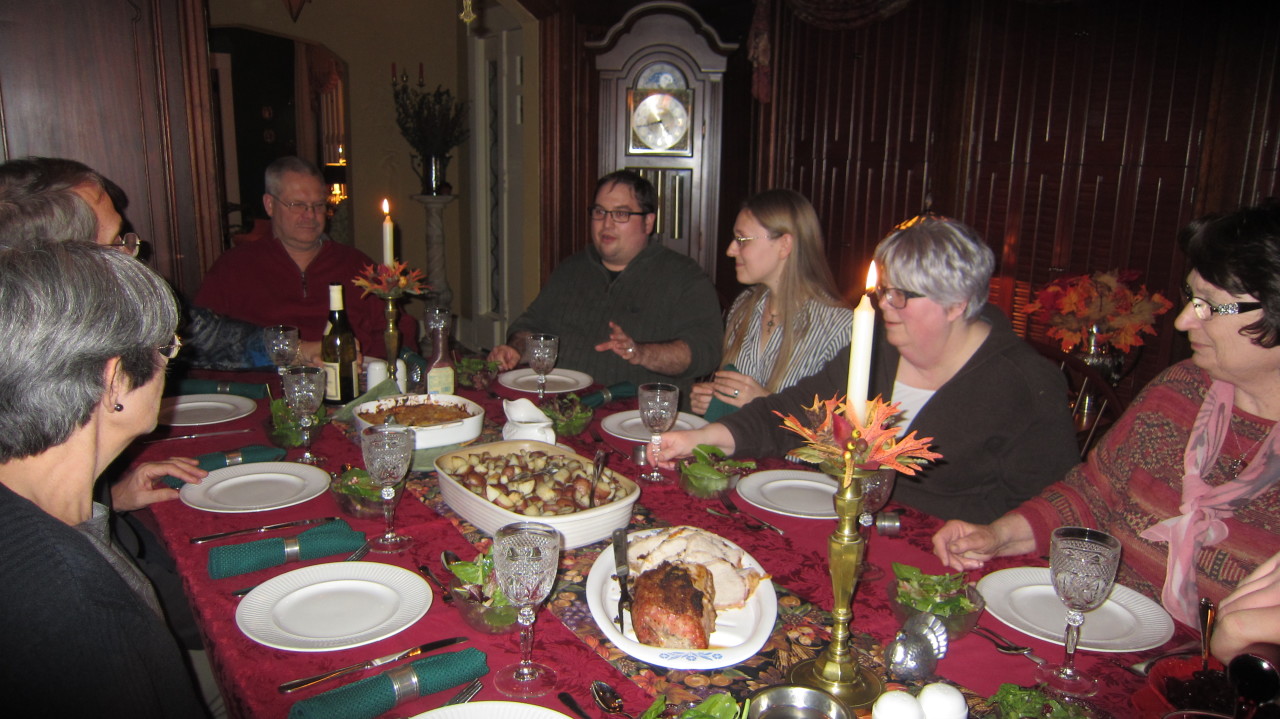 A Foyers Group celebrates Thankgiving November 2014 – new groups forming September 2015